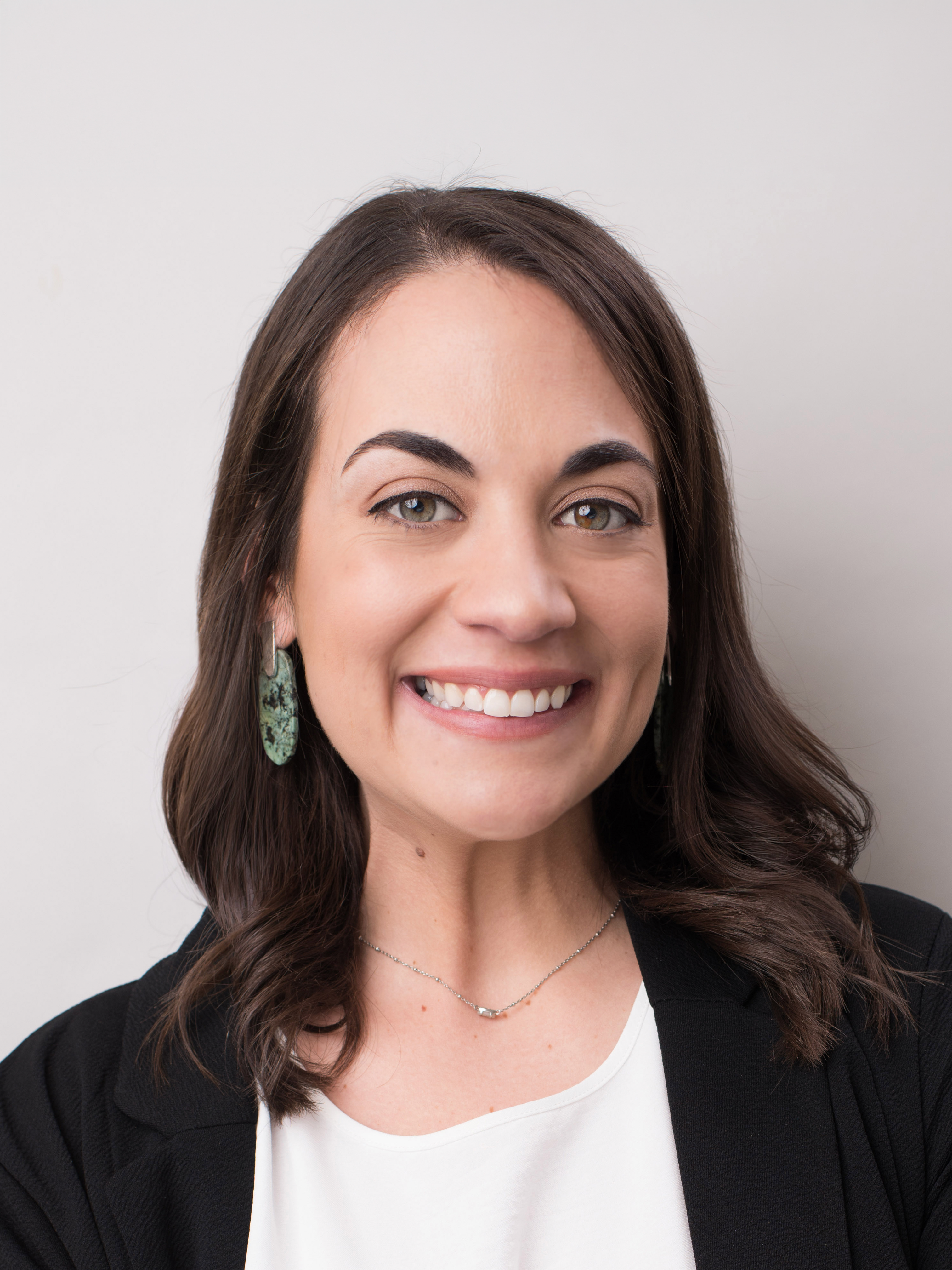Headshot of Leanne Gayle, a Lamar Advertising Designer